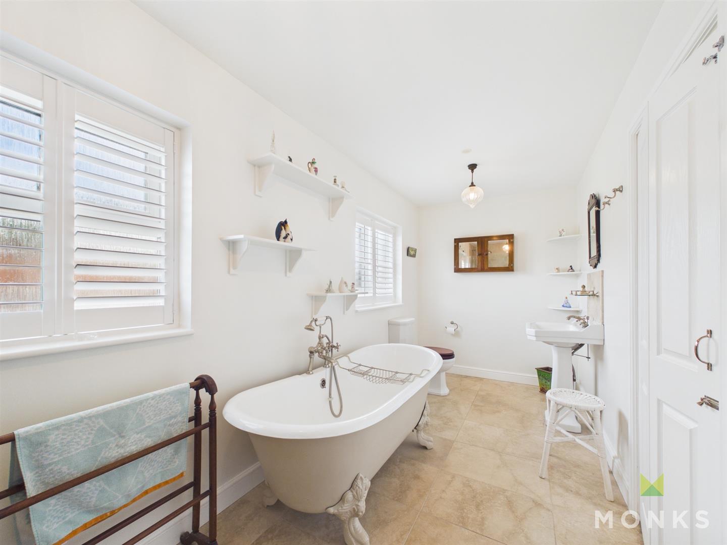 26 Chapel Road, Shrewsbury, SY4 4EH For Sale